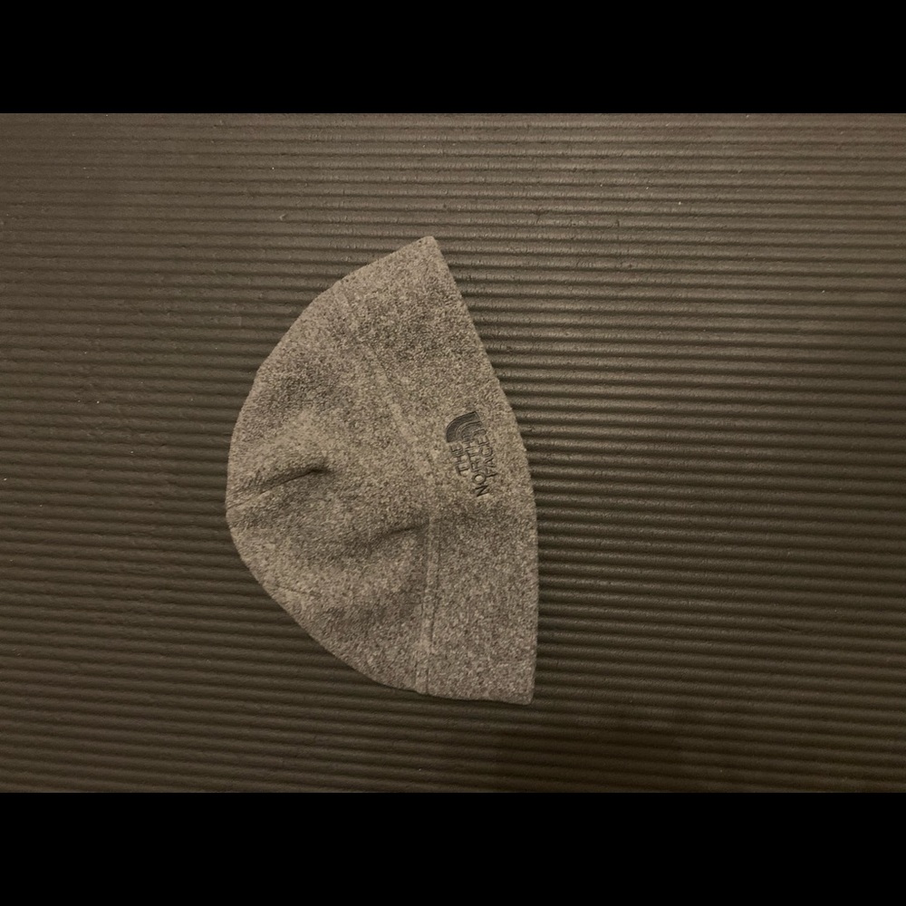 Women Winter North Face Hat